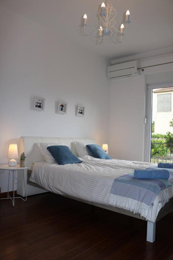 Apartments Ela Trogir Exterior foto